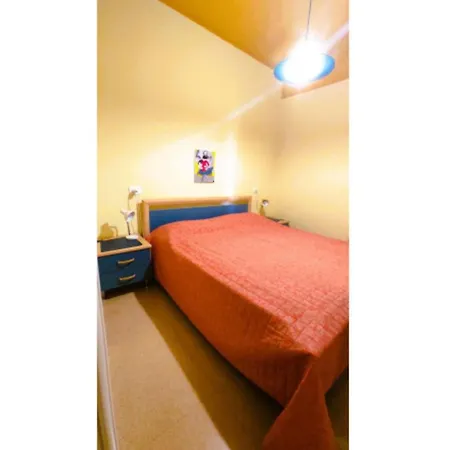 Spacious With Large Terrace - Beahost