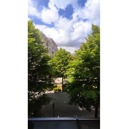 아파트 Spacious With Large Terrace - Beahost