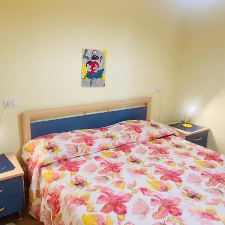 Апартаменты Spacious Flat With Large Terrace-beahost Бибионе